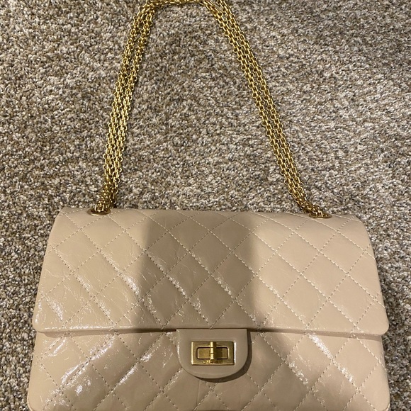 🕶️SOLD🕶️2015 Authentic chanel 2.55 flap 226 - Picture 3 of 16